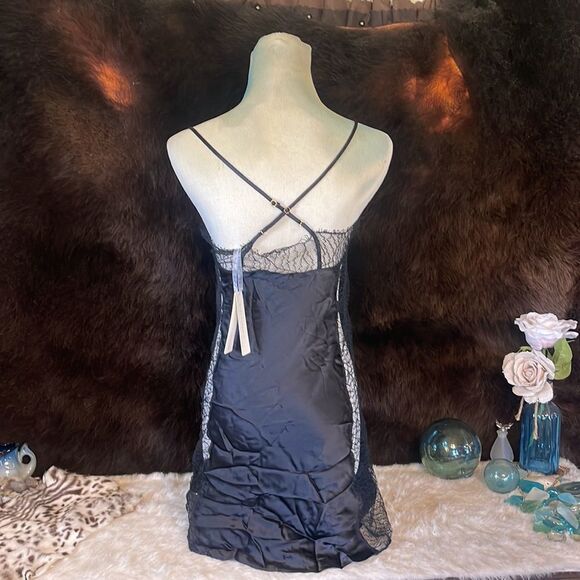 Naked Princess chemise S (4420) NWT - Picture 4 of 6